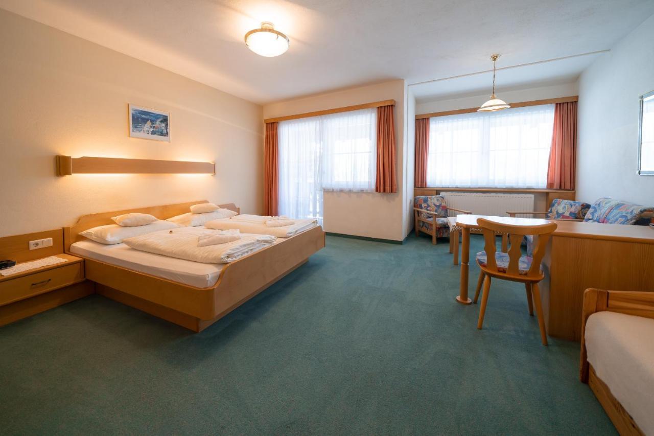 Hotel Tischlbergerhof ラムサウ・アム・ダッハシュタイン エクステリア 写真